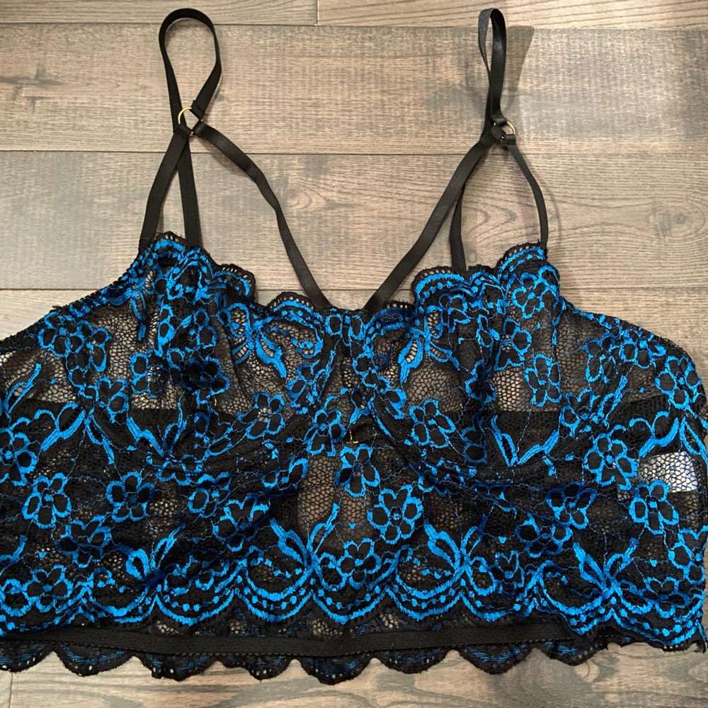 BNWOT Blue and Black Lace 3X Lingerie Set with Underwire